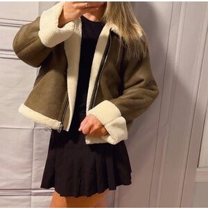 NWT ZARA OVERSIZED DOUBLE FACED JACKET SIZE M 
🚨 FINAL PRICE NO OFFER ACCEPT